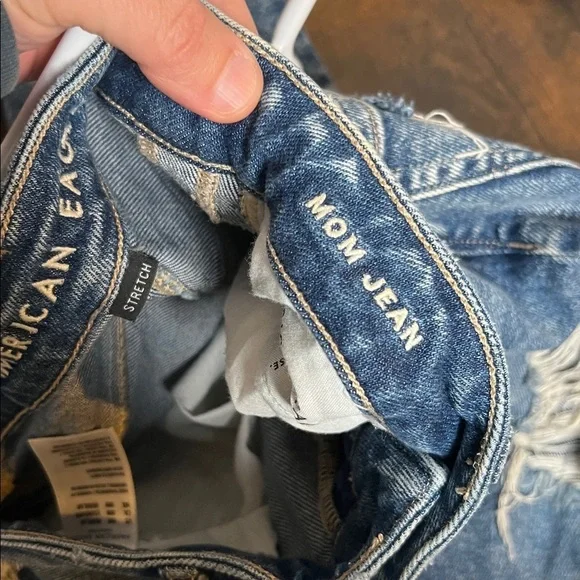 American Eagle Outfitters Women's Ripped Blue Skinny Jeans - Picture 4 of 8